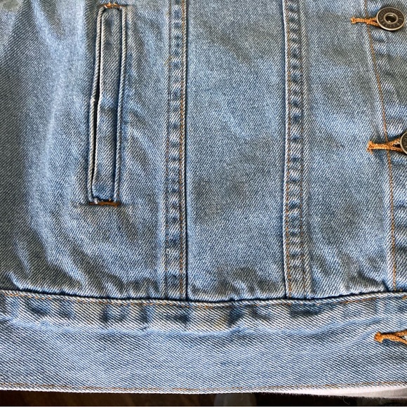 Christopher & Banks denim jacket with fun pop of color under buttons, size large - Picture 13 of 13